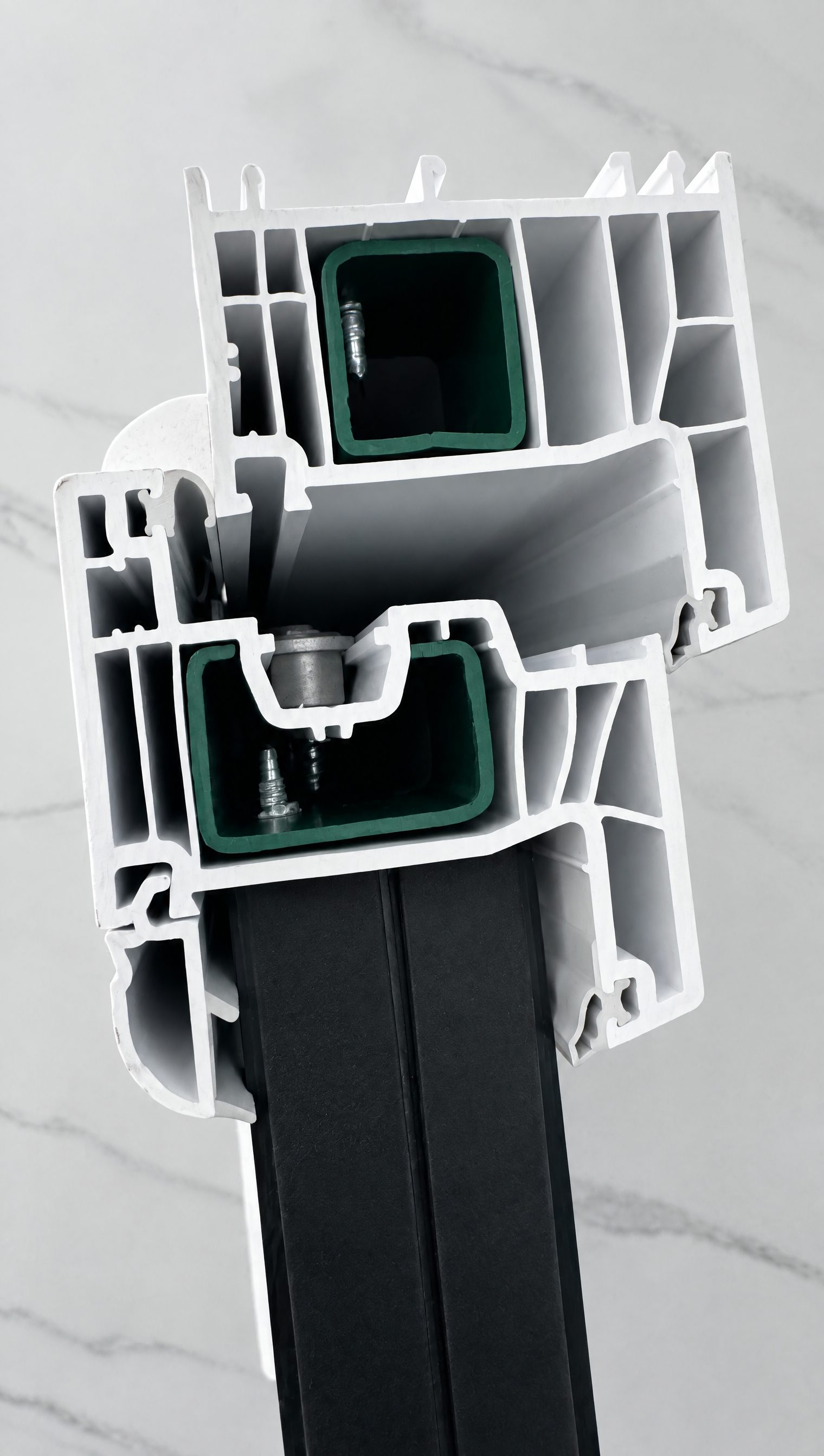 Profil aluminium utilisé pour nos fenêtres, détail 5
