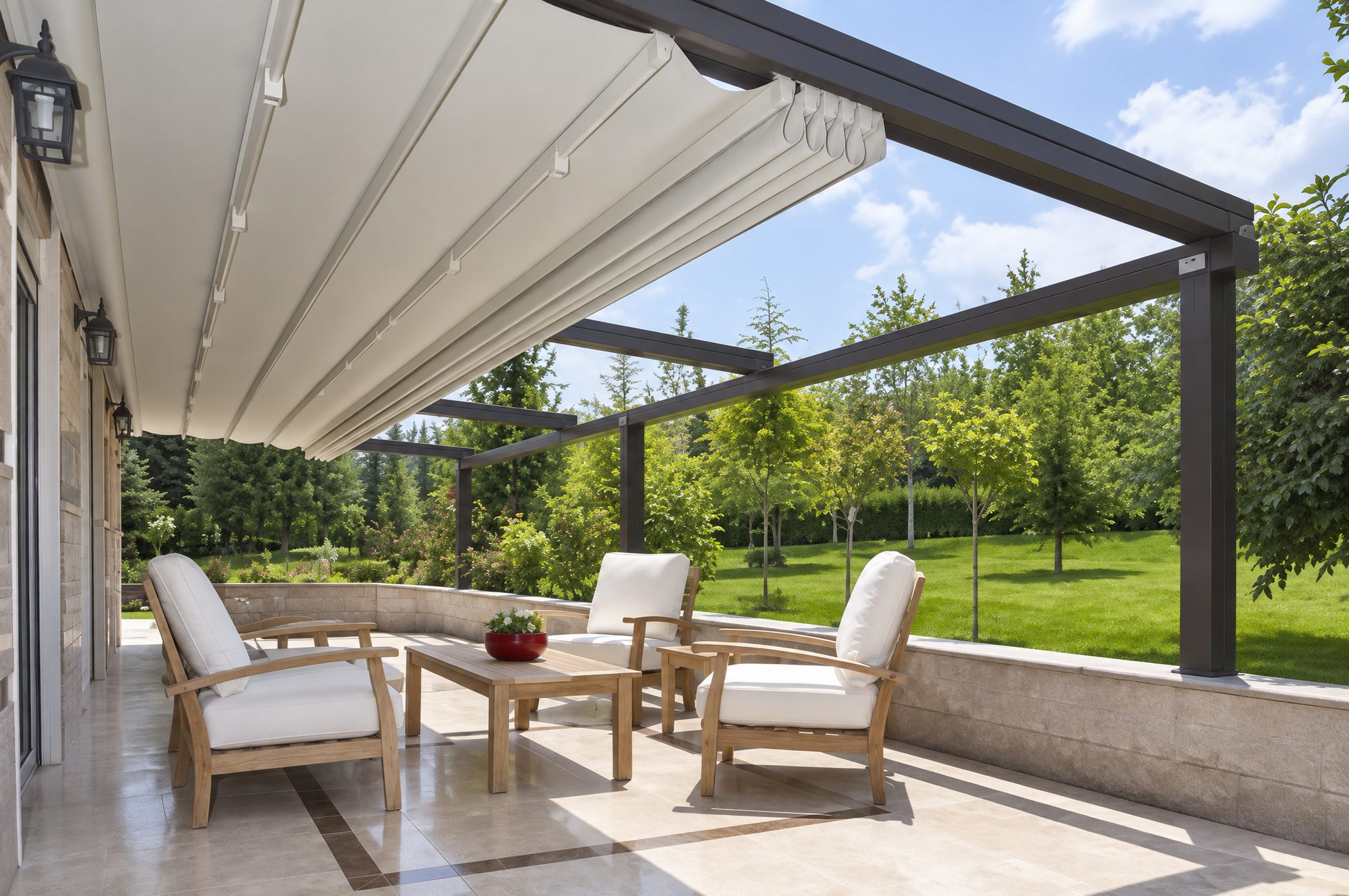 Pergola bioclimatique en aluminium, réalisation 10